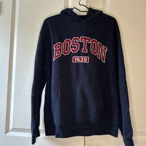 BOSTON 1630 BOX HOODIE CAMPUS GEAR